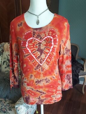 Tryst Orange Tie-Dye Heart Long Sleeve Top